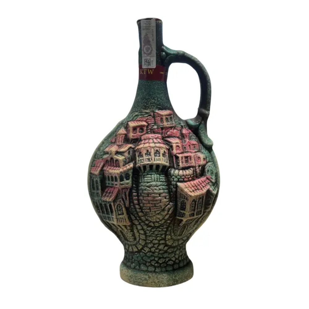 Wino Old Tbilisi Alazani 11% czerwone półsłodkie 750 ml